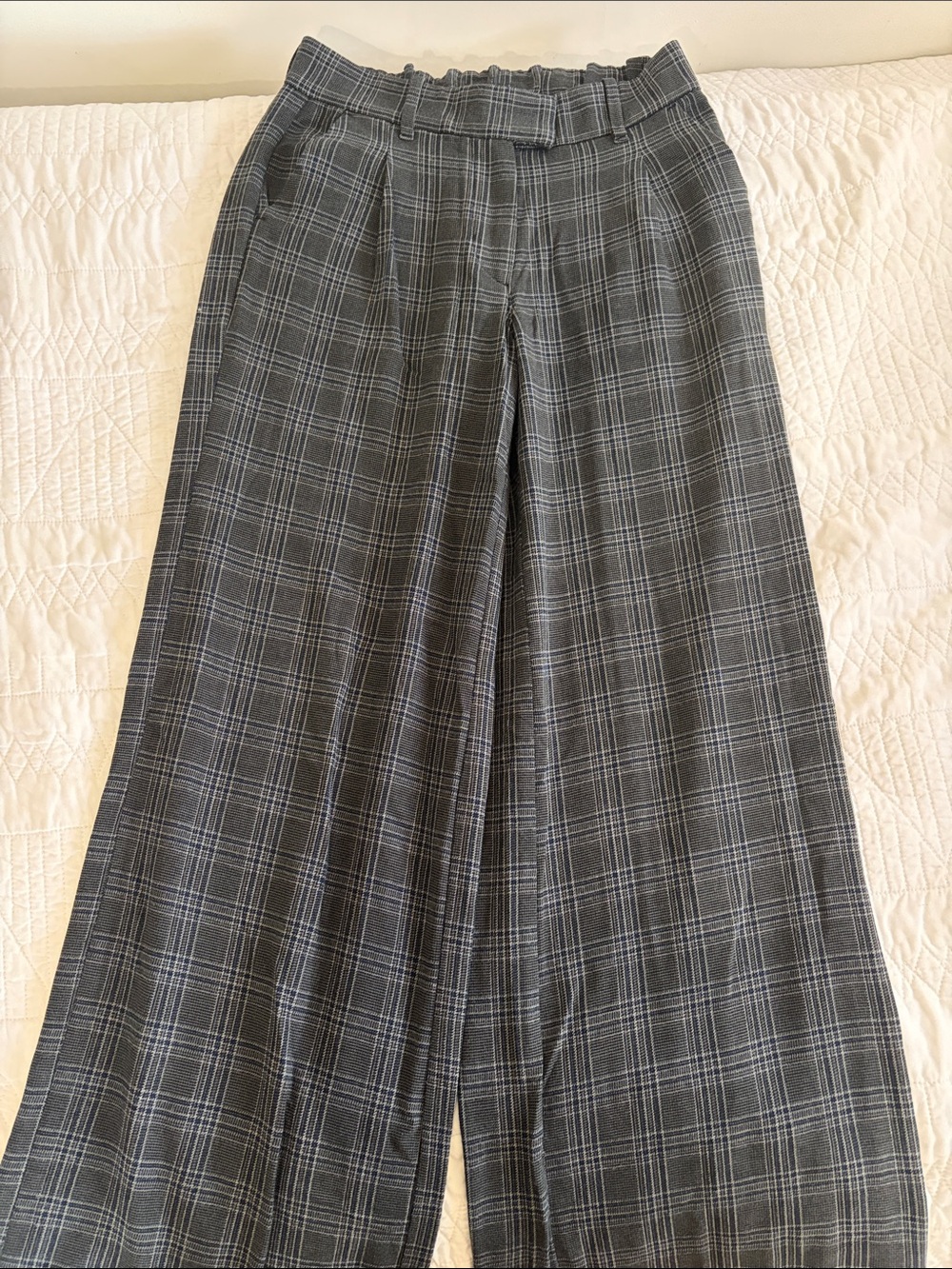 American Eagle Outfitters Gray Plaid Wide-Leg Trousers